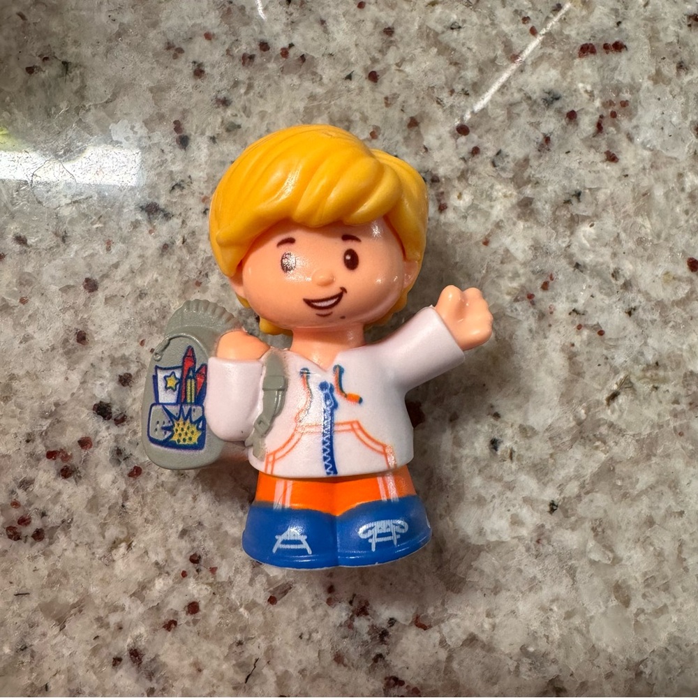 2016 Little People Eddie